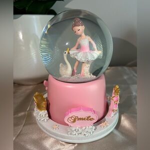 NWT Brand New Girls Music Box Pink Birthday Gift